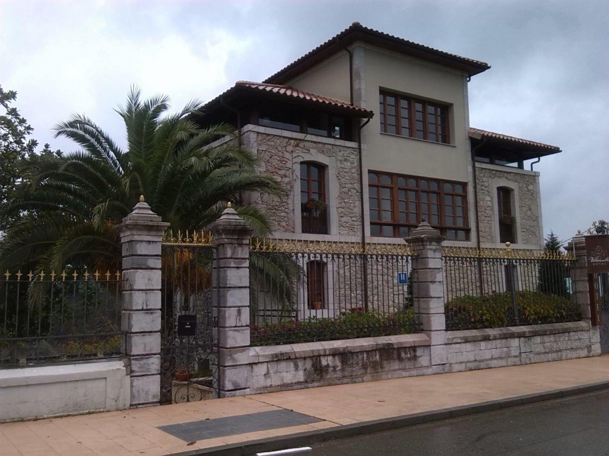 Hotel Villadesella Ribadesella Exterior photo