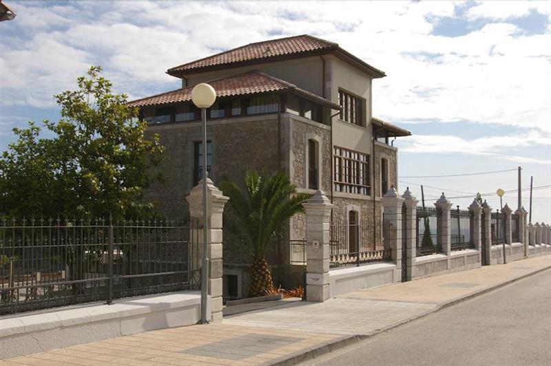 Hotel Villadesella Ribadesella Exterior photo